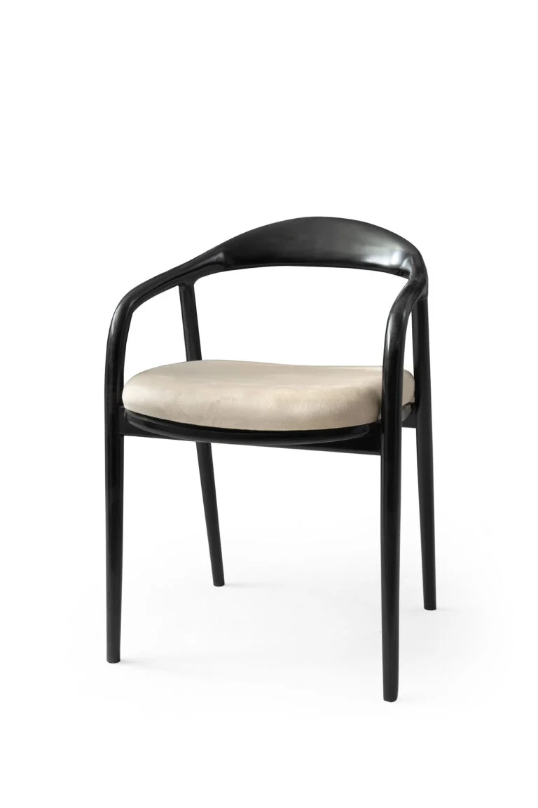 YILAN CHAIR